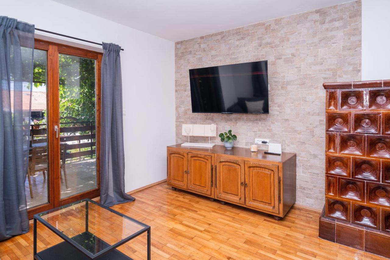 Visum Apartments Pula Bagian luar foto